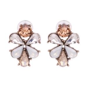 NWT Peach & White Stone Statement Stud Earrings